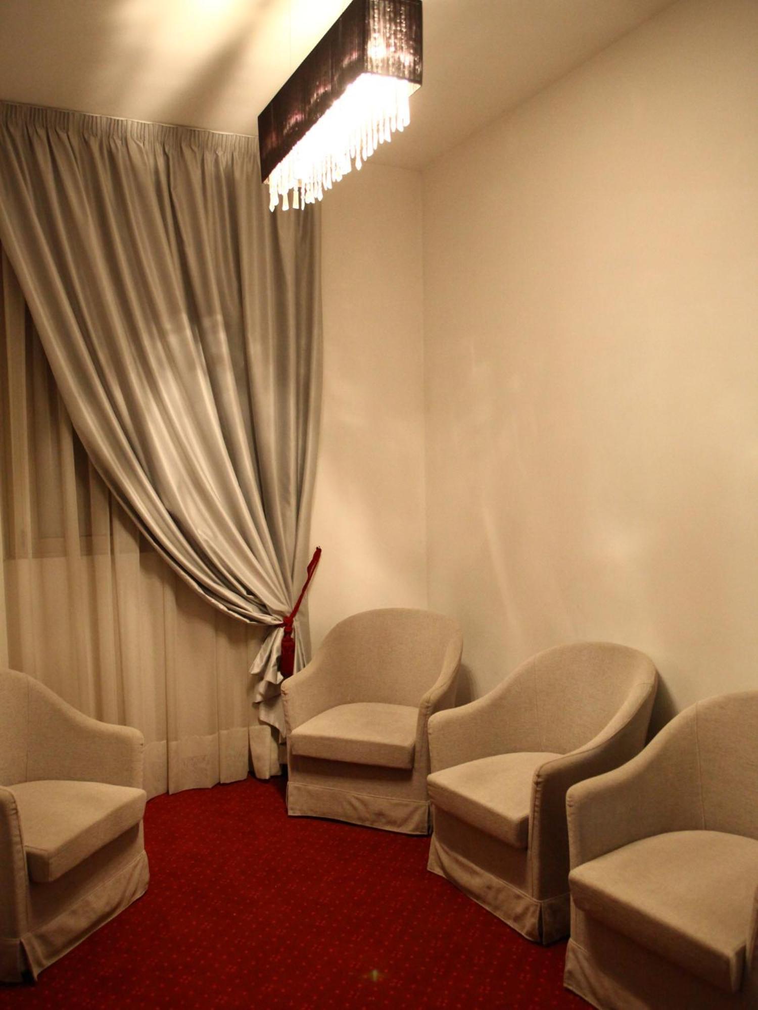 Hotel Pineta กายี ภายนอก รูปภาพ