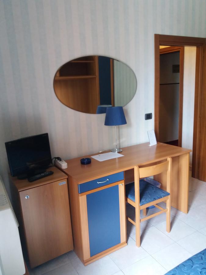 Hotel Pineta กายี ภายนอก รูปภาพ